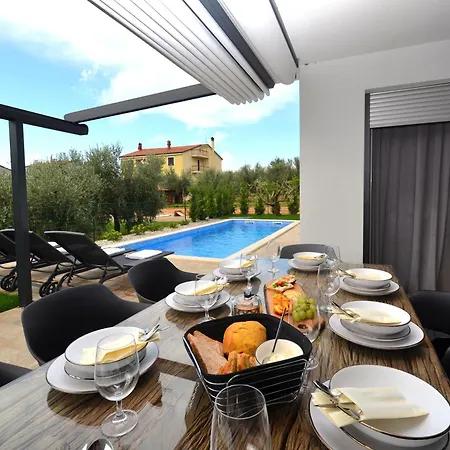 Luxury With Private Pool Sunset Apartman Novigrad Istria