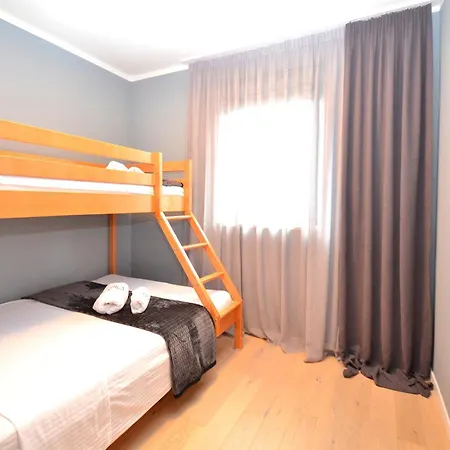 Luxury With Private Pool Sunset Apartman *